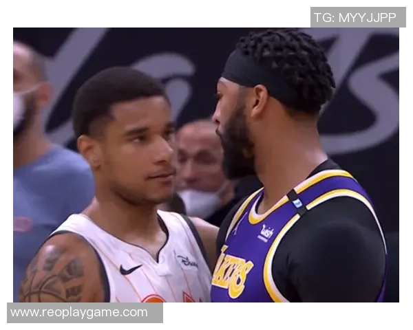 成都篮球队逆袭之路揭秘：从低谷到冠军赛的辉煌历程与奋斗精神