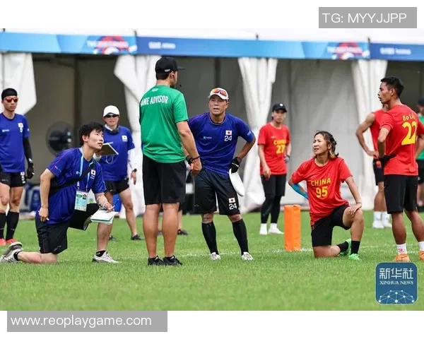 成都网球队的默契配合与战术探讨提升团队竞技水平的关键因素 成都网球队的默契配合与战术探讨提升团队竞技水平的关键因素